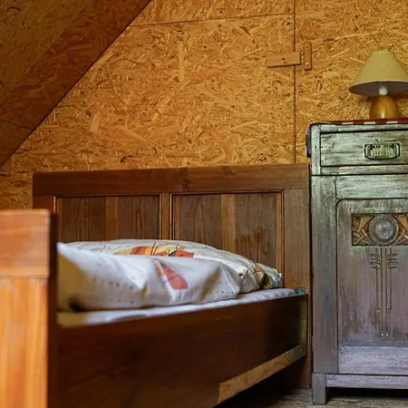 אכסניה Drevenica Jursport