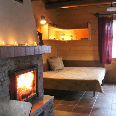 אכסניה Drevenica Jursport